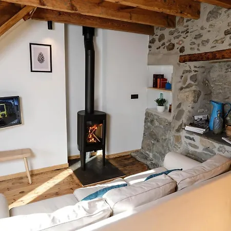 Domaine Agricole Cotzé / Casa rural Enveitg Extérieur photo